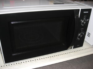 (2026.01.05買取)東芝 電子レンジ 2023年製 ER-M17Y